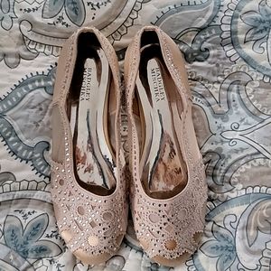 Badgley Mischka kids size 3 dress flats